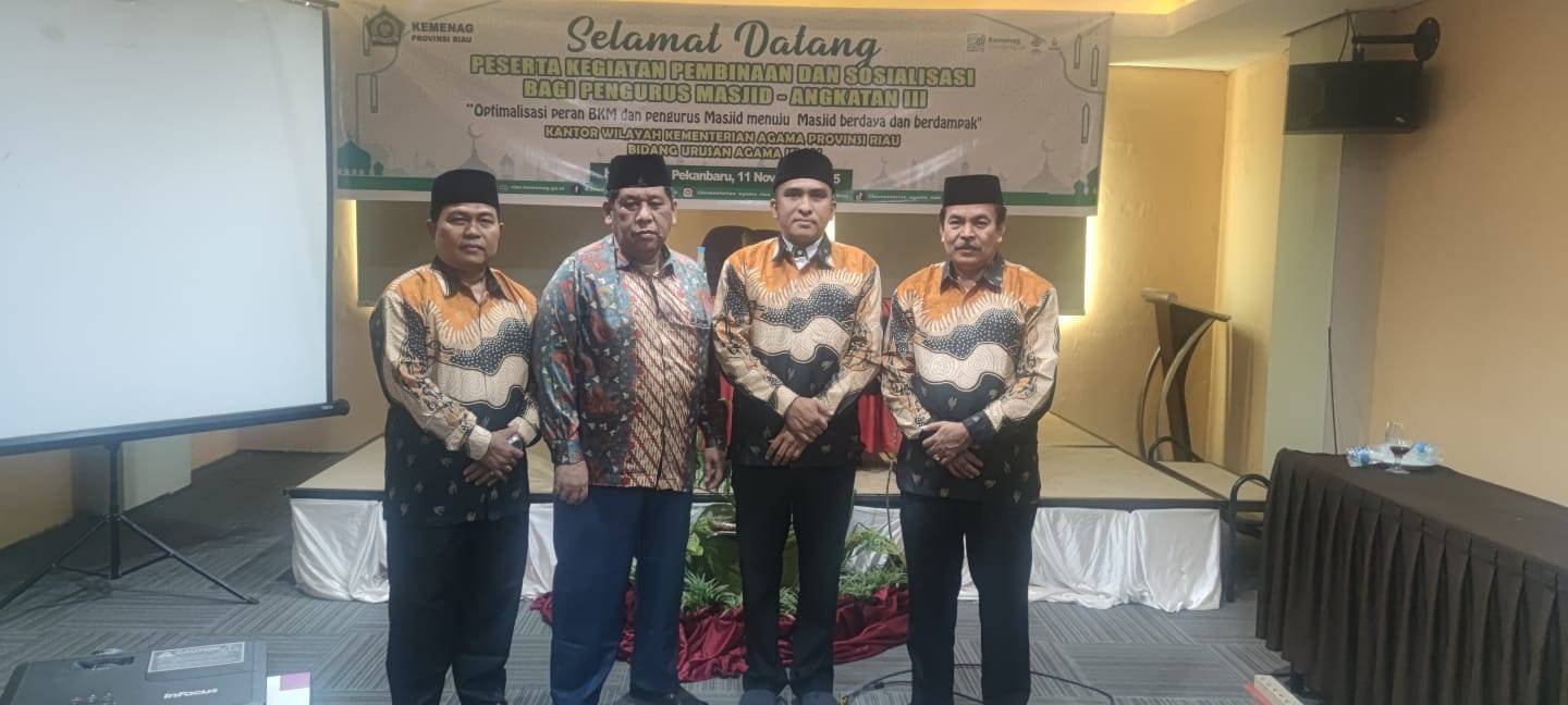 KUA Payung Sekaki Kirim Peserta Mengikuti Pelatihan Pengurus Masjid  