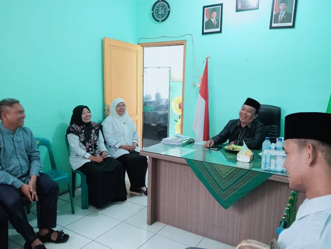 KUA Rantau Utara Memberikan Pembinaan Kepada Penyuluh, Pesankan Kinerja dengan Informatif dan Edukatif