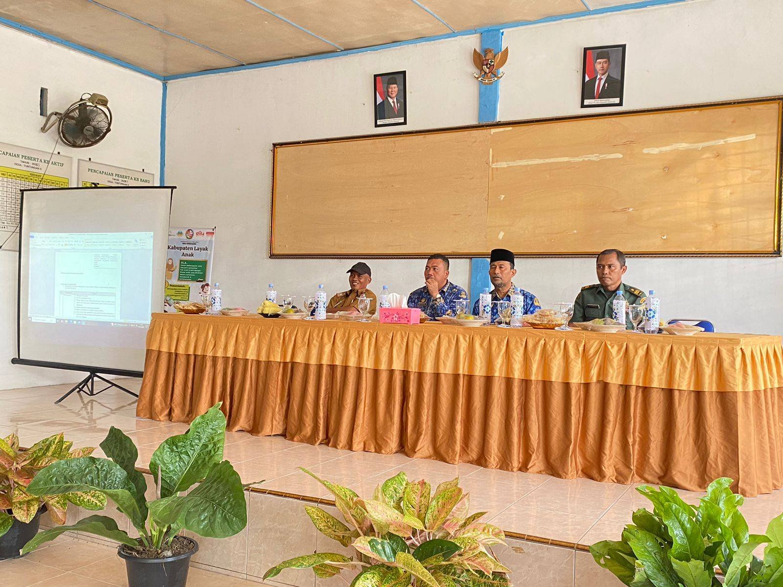 Ka. KUA Pancur Batu Hadiri Rakor Forkopimcam, Teguhkan Sinergi Layanan Publik Berbasis Asta Protas Kemenag