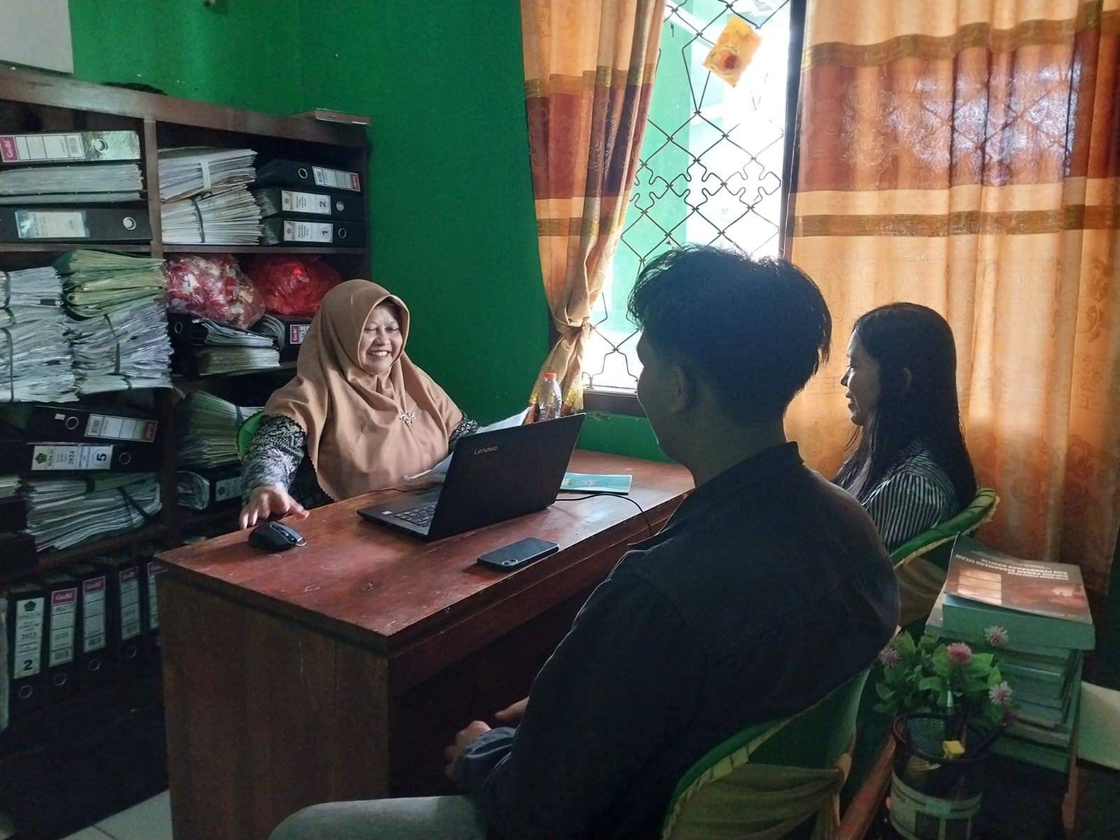 Penyuluh Agama Islam Kartini Isi Materi Psikologi Keluarga