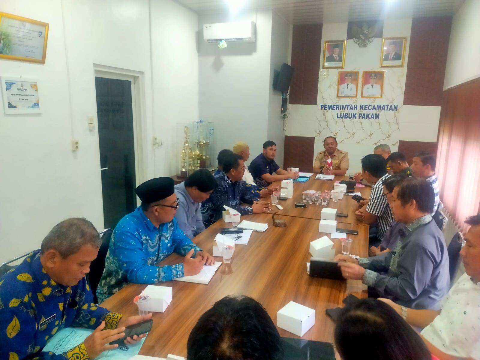 Ka. KUA Lubuk Pakam Hadiri Rapat Fasilitas Rumah Ibadah Sementara Gereja Misi Sejahtera (GMS)