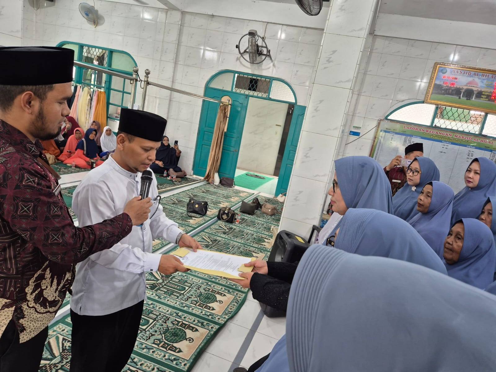 Ka KUA Siantar Marimbun Kukuhkan Majelis Taklim Silaturahmi Kecamatan Siantar Marimbun