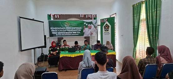Kepala KUA Kec. Mandau Buka Bimwin Angkatan XXIII, 15 Pasang Calon Pengantin Siap Menuju Keluarga Sakinah