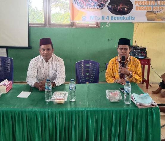 Kepala KUA Kec. Bathin Solapan Jadi Narasumber di LDK MTsN 4 Bengkalis