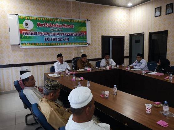 Kepala KUA Kec. Bantan Hadiri Pemilihan Ketua IPHI Kecamatan Bantan Masa Bakti 2025–2030