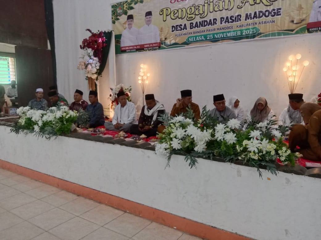 CPNS Penghulu KUA Bandar Pasir Mandoge Hadiri Pengajian Akbar Kecamatan 