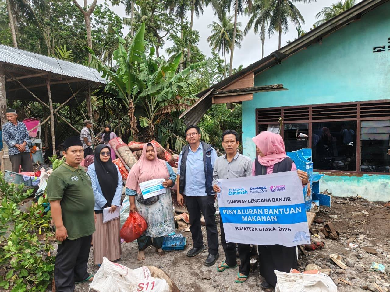 APRI dan BKPRMI Padangsidimpuan Berbagi Kasih: Ringankan Beban 40 KK Korban Banjir