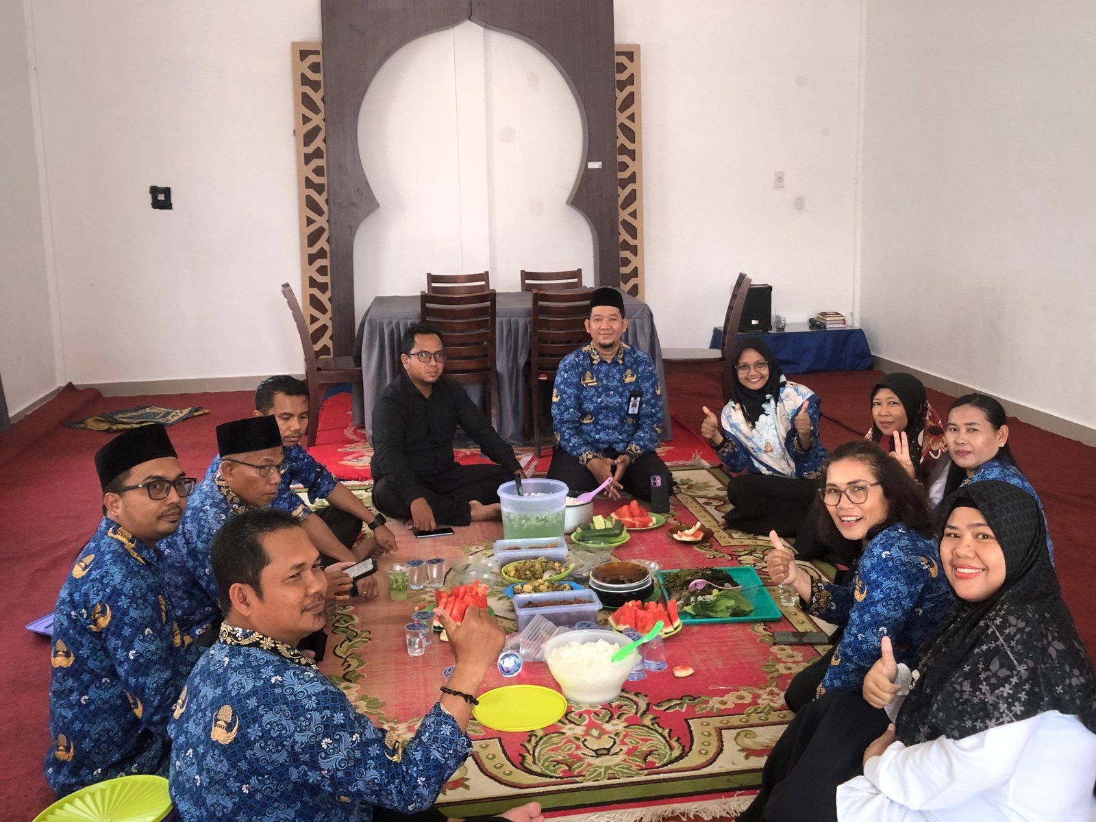 KUA Kecamatan Dumai Selatan Gelar Goro & Makan Bersama Memperingati HUT KORPRI Ke-54