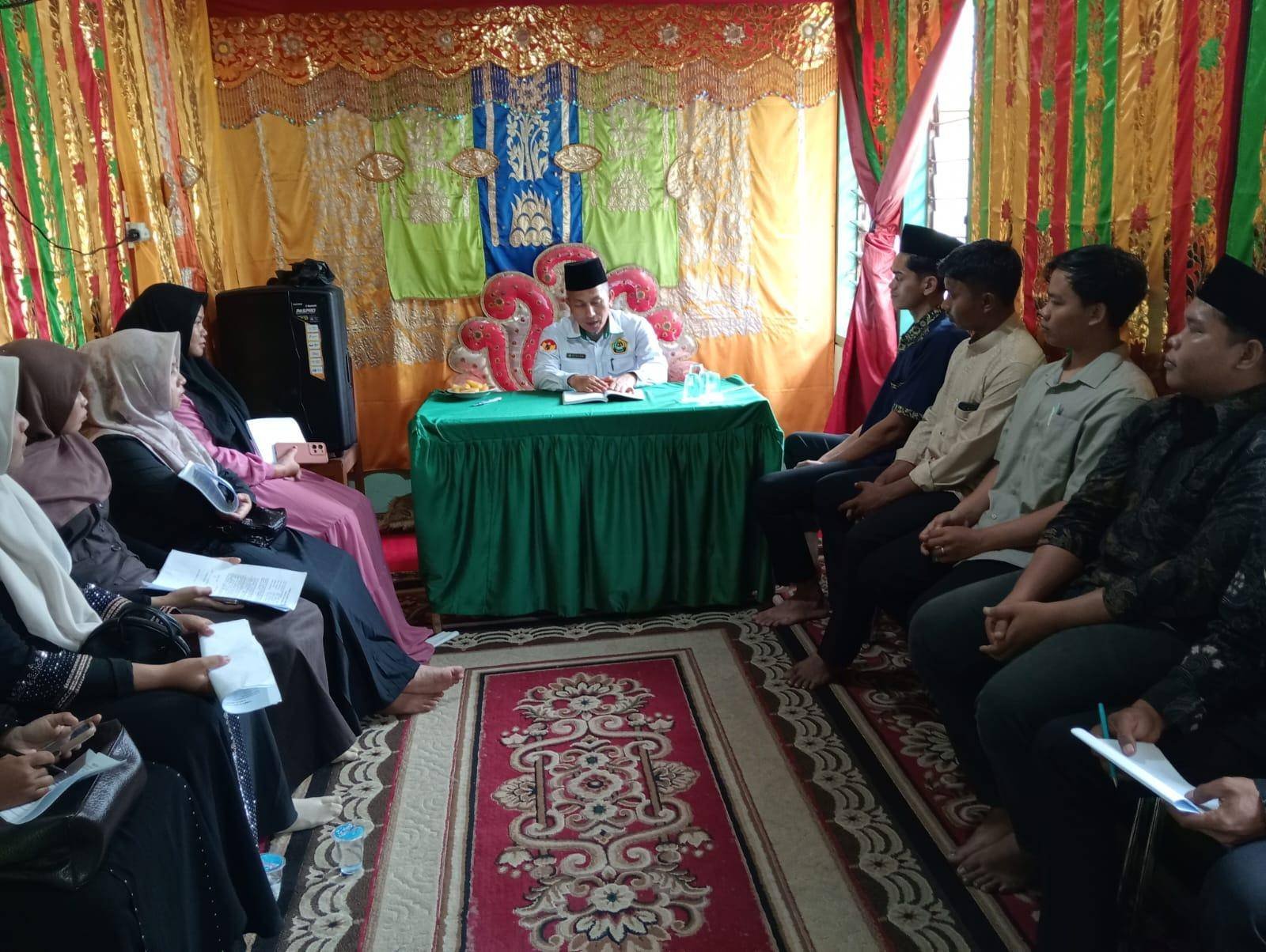 Ka KUA Singingi Berikan Bimbingan Perkawinan