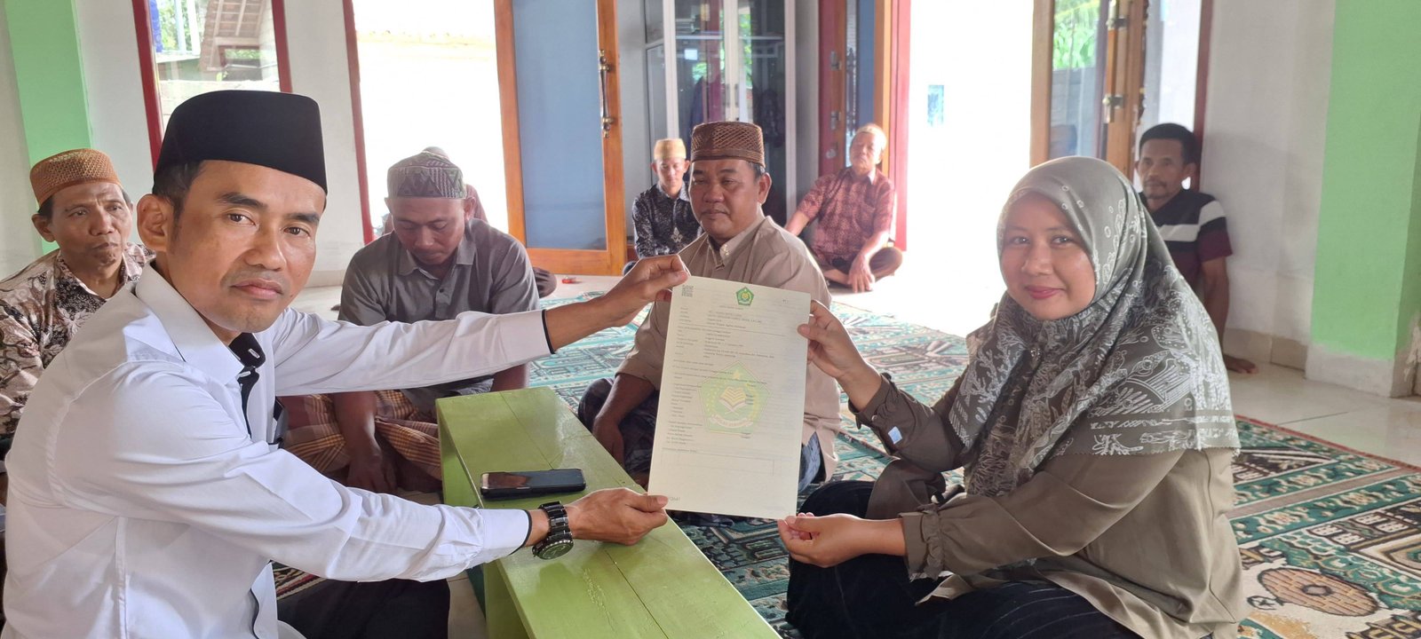 KUA Sukadana Layani Ikrar Wakaf di Muara Jaya