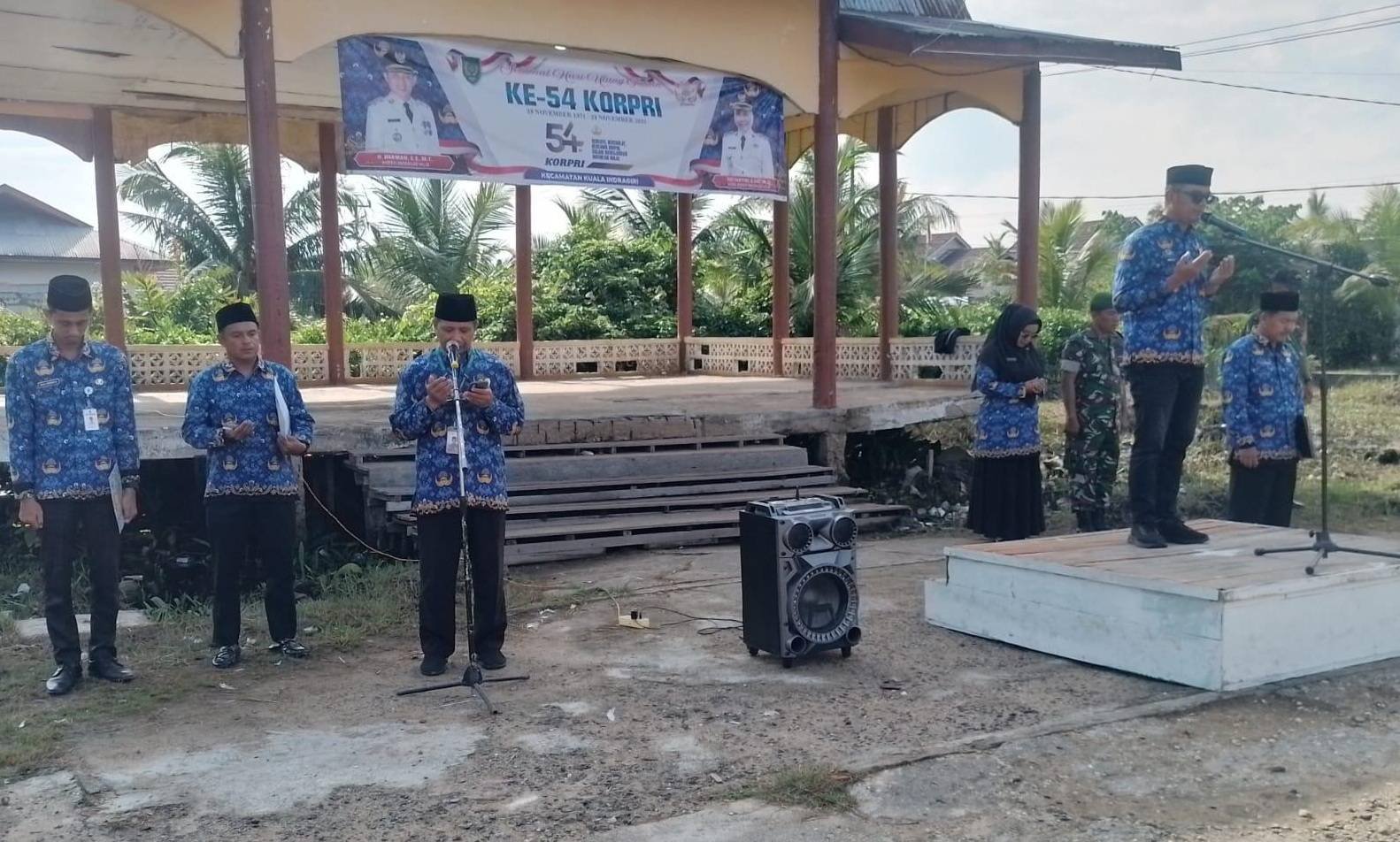 Kepala KUA Pimpin Doa Upacara HUT Korpri ke-54 di Kuala Indragiri
