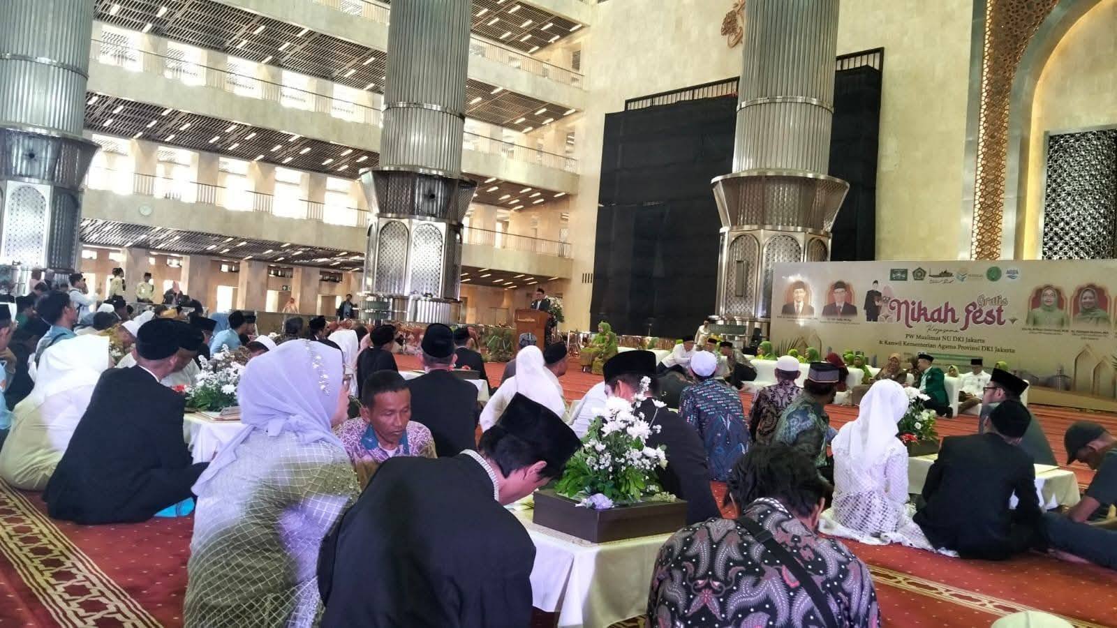 51 Pasang Resmi Menikah di Istiqlal; PW Muslimat NU & Kanwil Kemenag DKI Jakarta Gelar Nikah Massal 