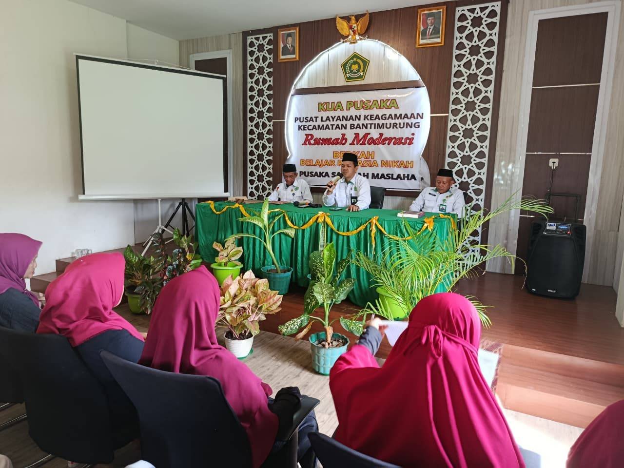 BIMBINGAN PASCA NIKAH DI AULA KUA BANTIMURUNG: Membangun Rumah Tangga yang Harmonis dan Bahagia