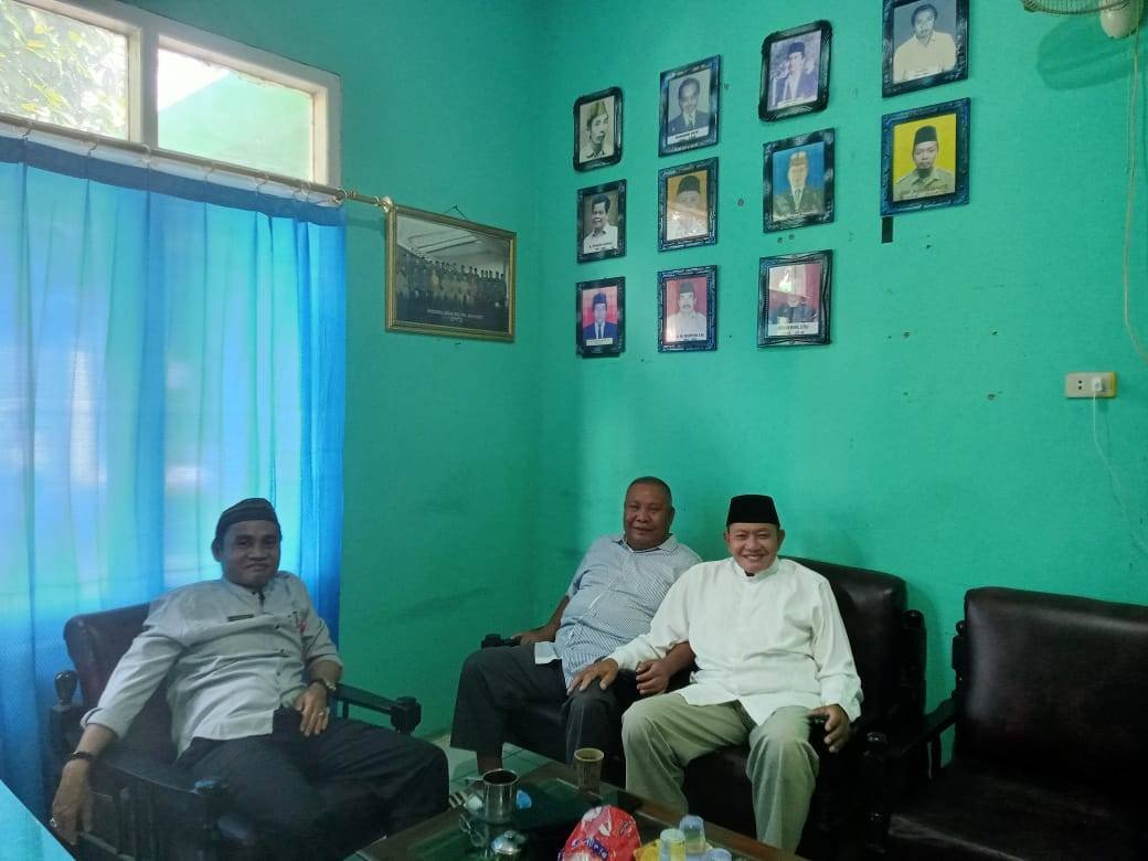 Layani Tamu Silaturahmi, KUA Baradatu Sambut Hangat