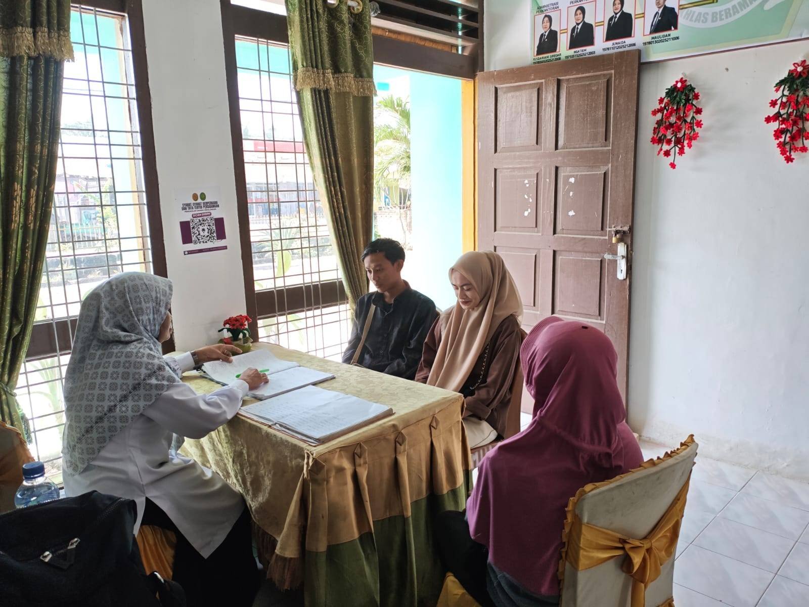KUA Bosar Maligas Berikan Pelayanan Konsultasi Pernikahan dengan Semangat dan Dedikasi
