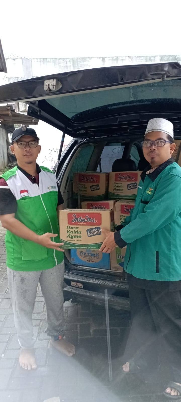 Penghulu KUA Sipispis Bersama CEKRI Salurkan Bantuan untuk Korban Banjir di Aceh, Tapteng, Tapsel, dan Sibolga