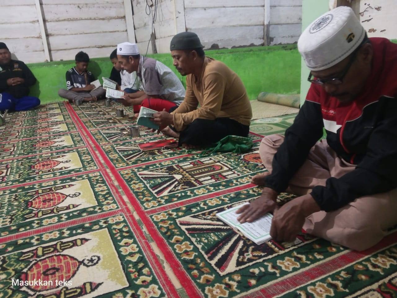 Syahdu di Kaki Bukit Lae Parira: Majelis Taklim Sigundur, Oase Ilmu di Tengah Dinginnya Udara