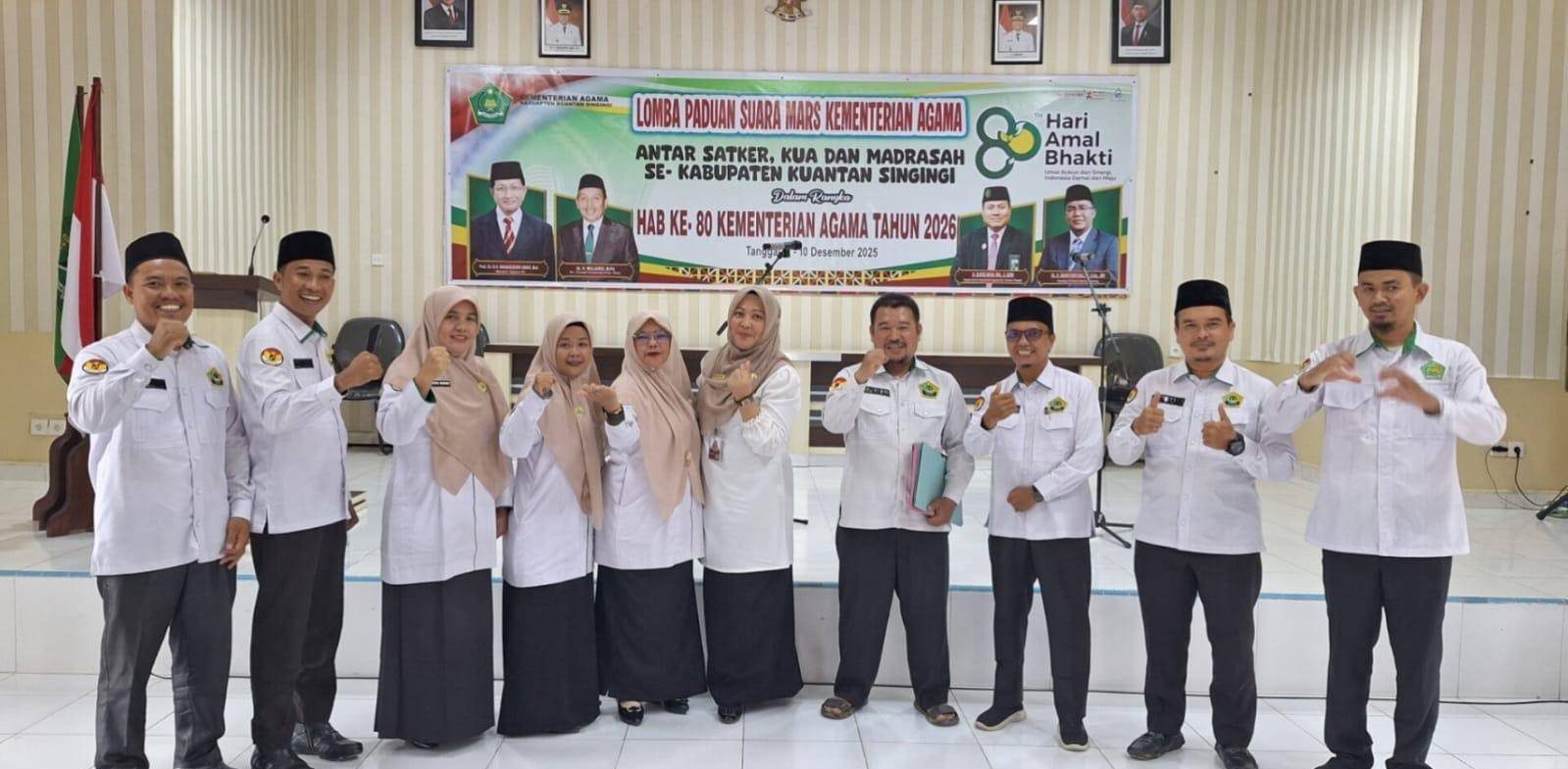 KUA Singingi Hilir Tampil Penuh Semangat di Lomba Mars Kemenag HAB 2025