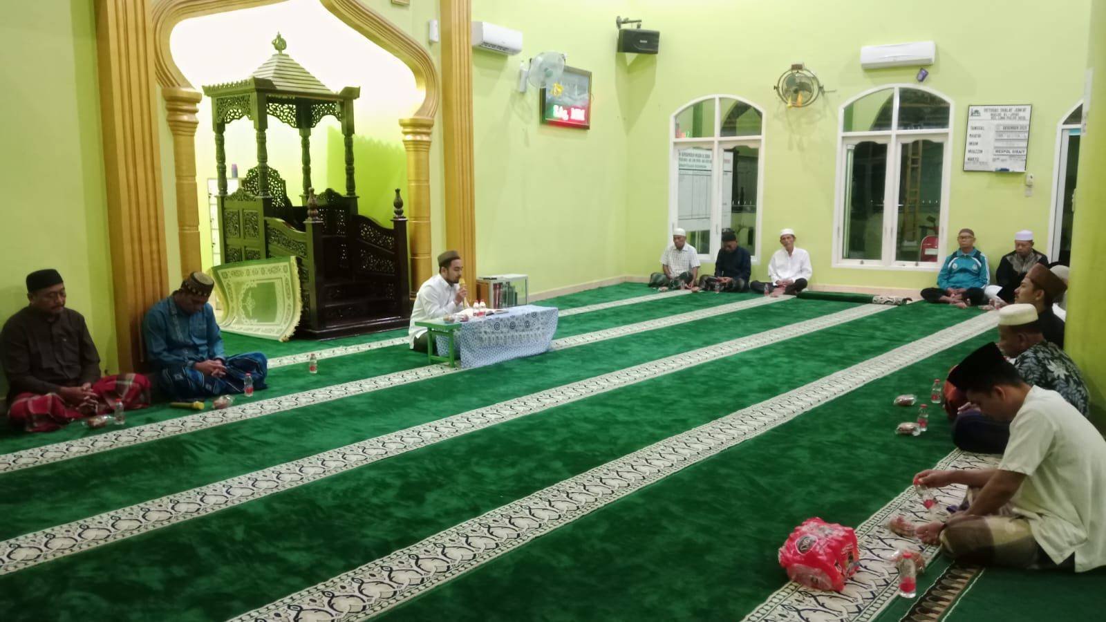 Penghulu KUA Tanjung Tiram Isi Kajian Subuh Ahad: Bahas Detail Syarat Wajib dan Sah Shalat