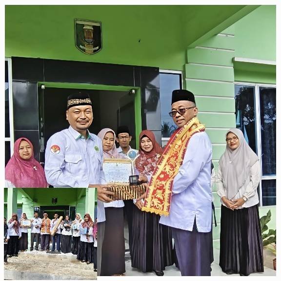 Kepala KUA Batanghari Disambut Jajaran ASN Usai Terima Anugerah Layanan KUA 2025