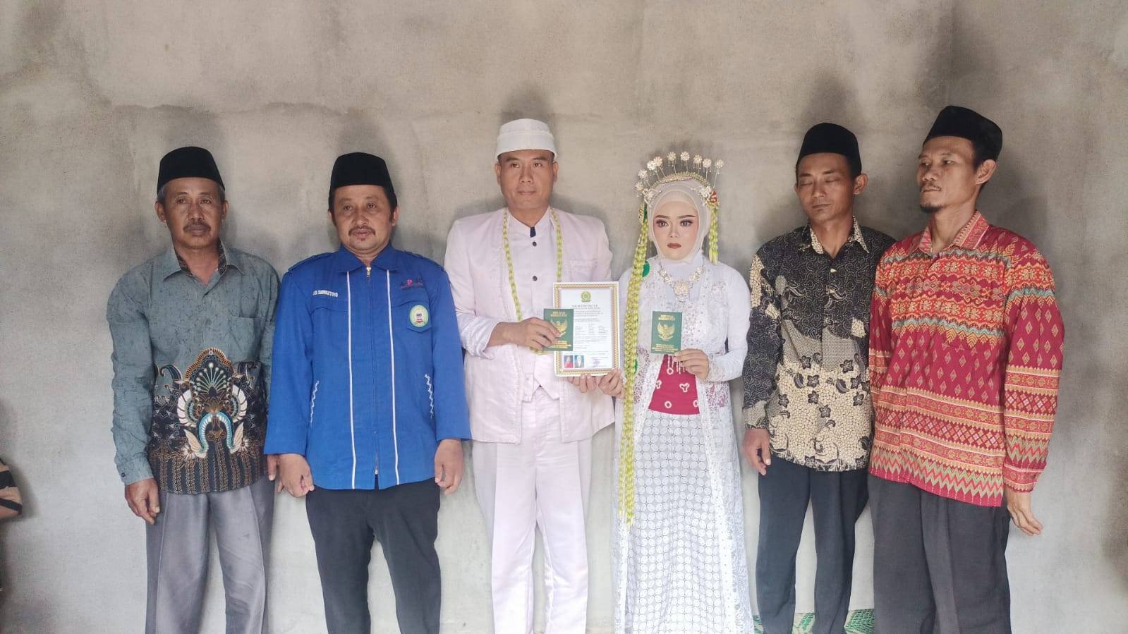 Penghulu KUA Sampaikan Khutbah Nikah, Tekankan Tanggung Jawab dan Kerja Sama Suami Istri