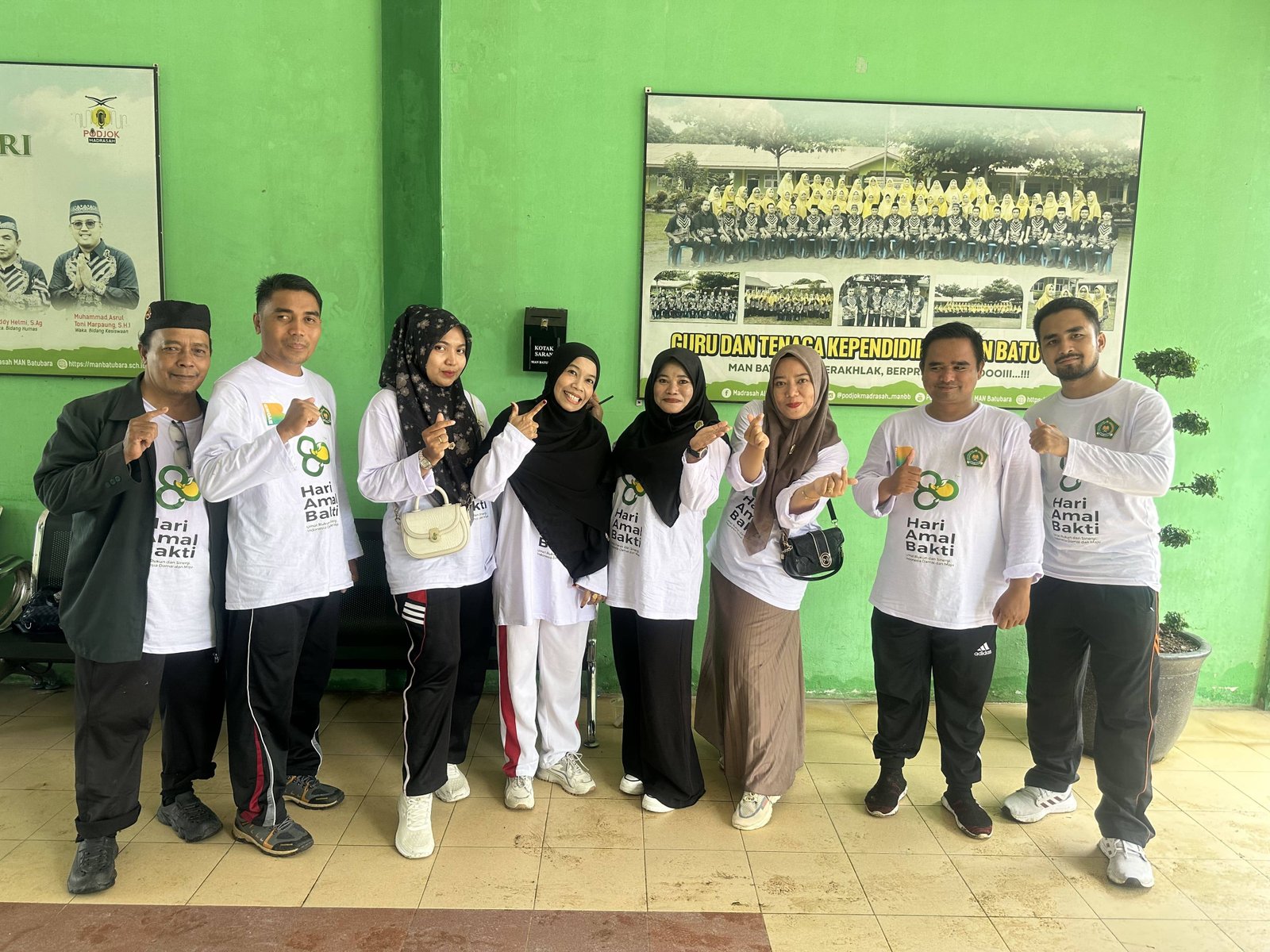 Semangat HAB Kemenag ke-80, KUA Tanjung Tiram Ikuti Senam Sehat Kerukunan di Tengah Guyuran Hujan