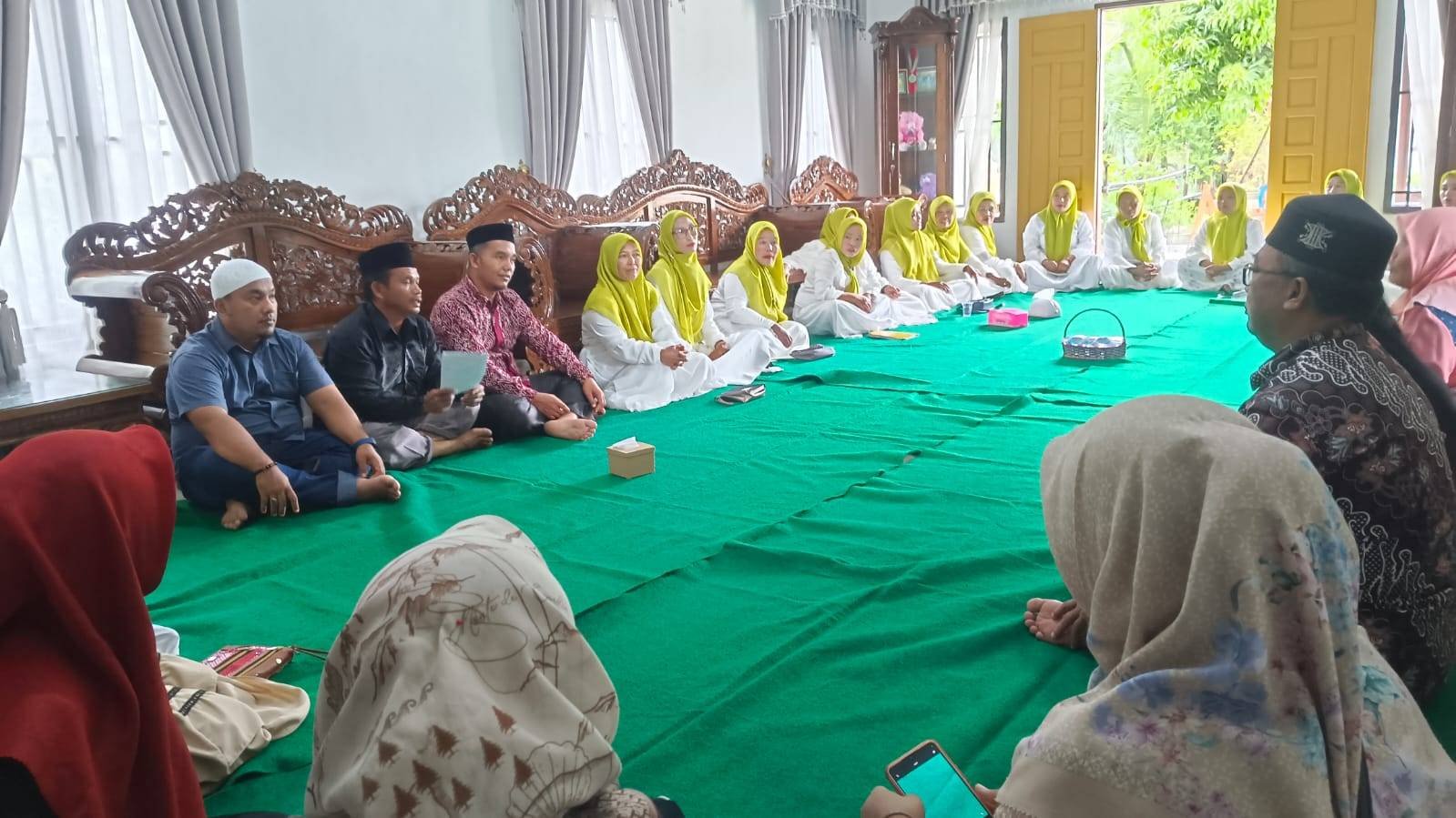 KUA Pulau Rakyat Hadiri Pengajian Ibu Ibu Majelis Ta'lim Fahmi Ummi