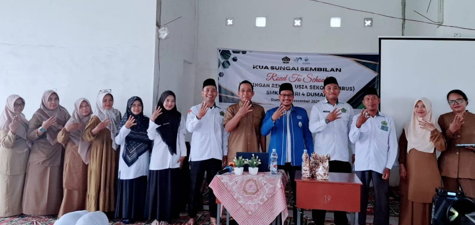 Perkuat Karakter Remaja, KUA Sungai Sembilan Gelar BRUS di SMK Negeri 4 Dumai