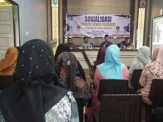 Cegah Dampak Negatif, Plt. KUA Siak Kecil Edukasi Warga Desa Liang Banir Soal Pernikahan Dini