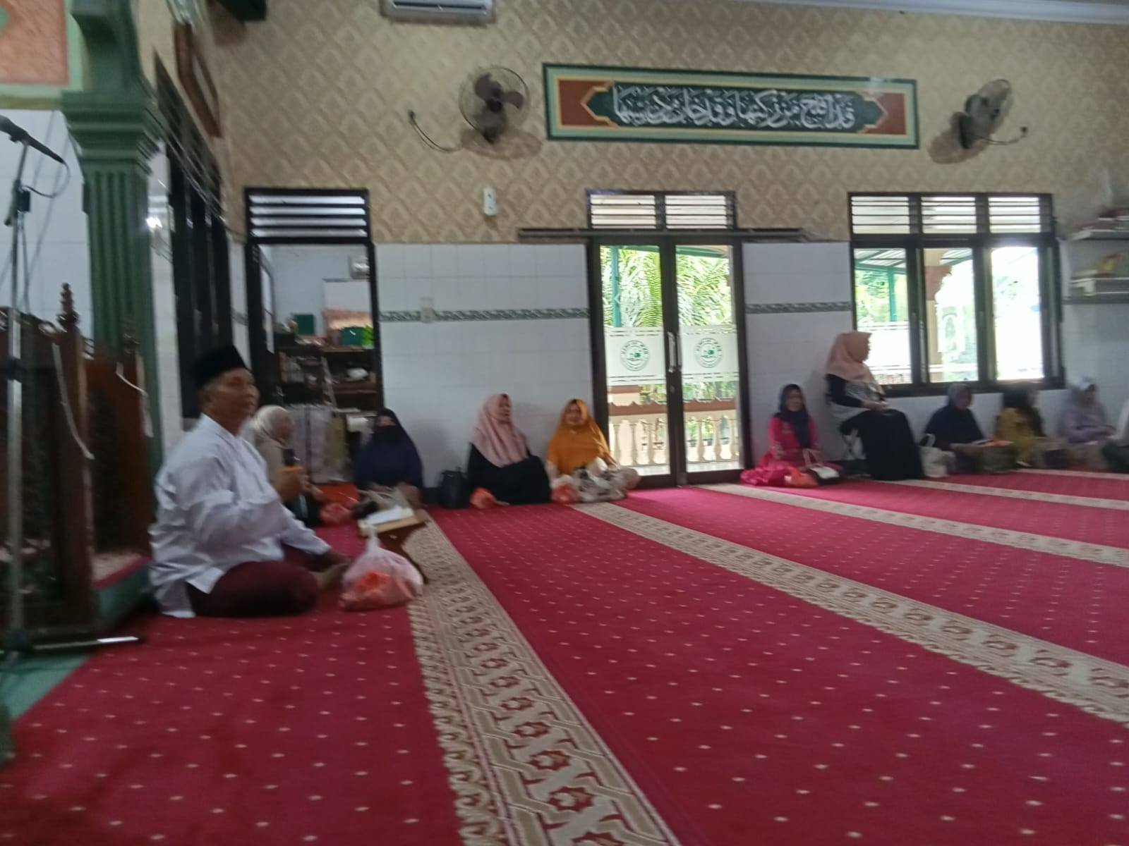 KUA Medan Timur Pembinaan MT Bahas Hikmah di Balik Setiap Bencana