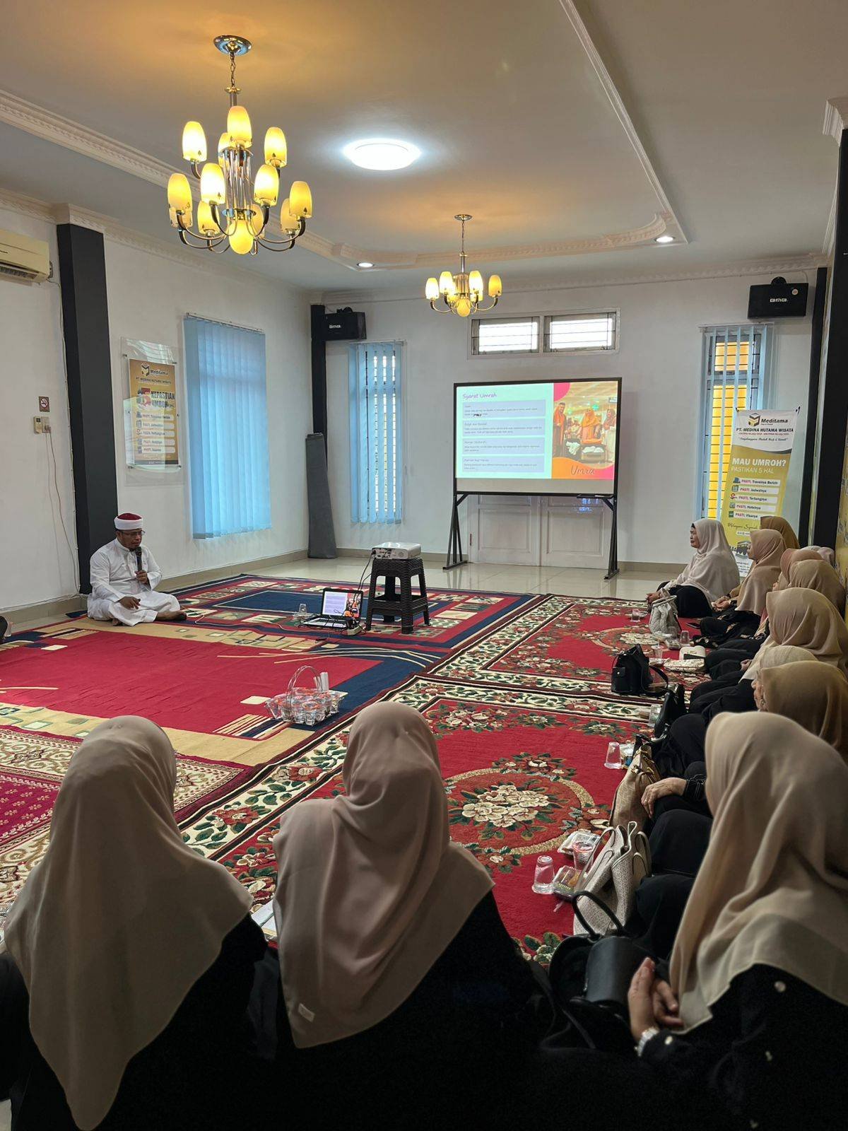 Penghulu KUA Lima Puluh Pemateri Manasik Umrah Meditama Tour and Travel