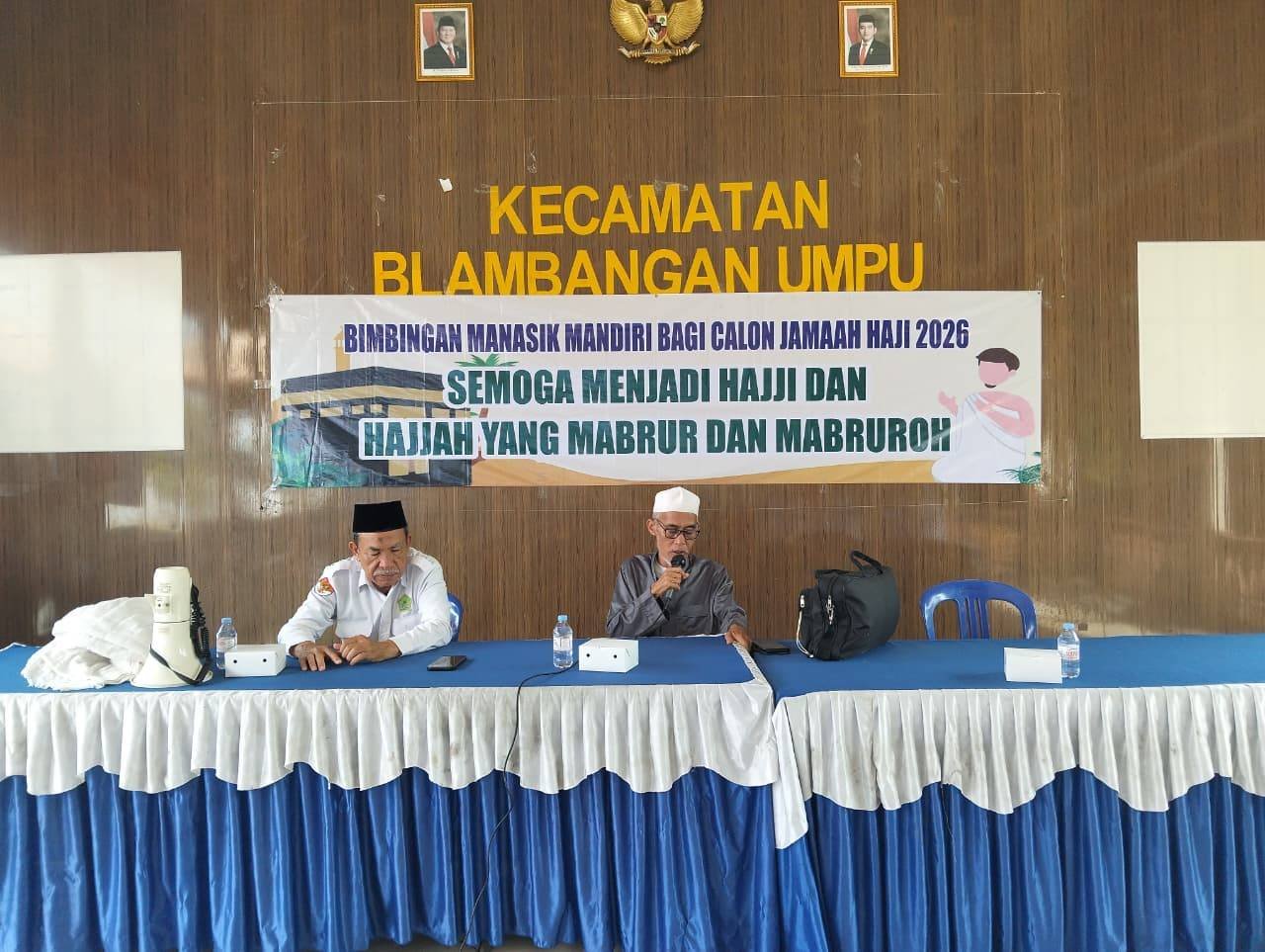 KUA Blambangan Umpu Gelar Bimbingan Manasik Haji di Aula Kecamatan