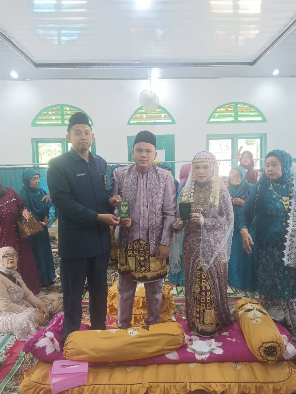 Janji Suci di Hari Ibu, Rahmad dan Susan Resmi Menikah