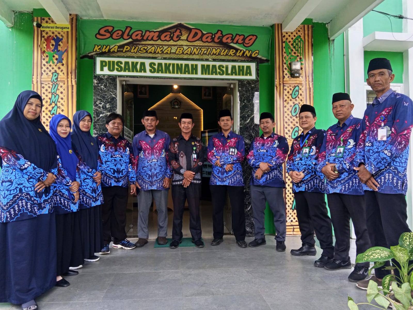 Penghulu KUA Pusaka Bantimurung Himbau dan Doakan Pemudik Agar Tetap Hati-hati di Perjalanan