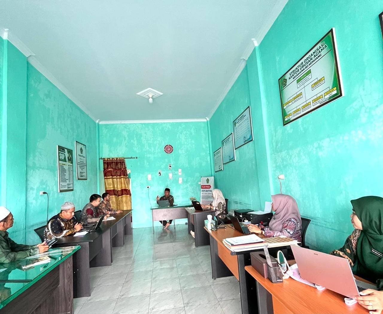 KUA Sei Kepayang Adakan Evaluasi Kinerja dan EKIN Tahun 2025