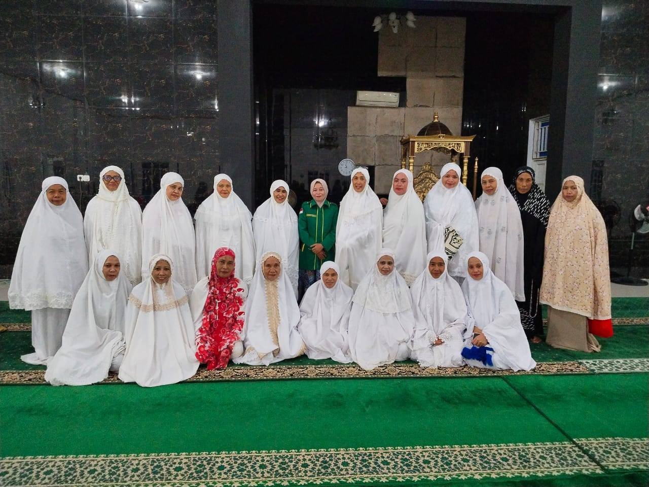 KUA Pusaka Bantimurung Gelar Dzikir dan Doa Akhir Tahun 2025 Bersama MT Babuttaubah