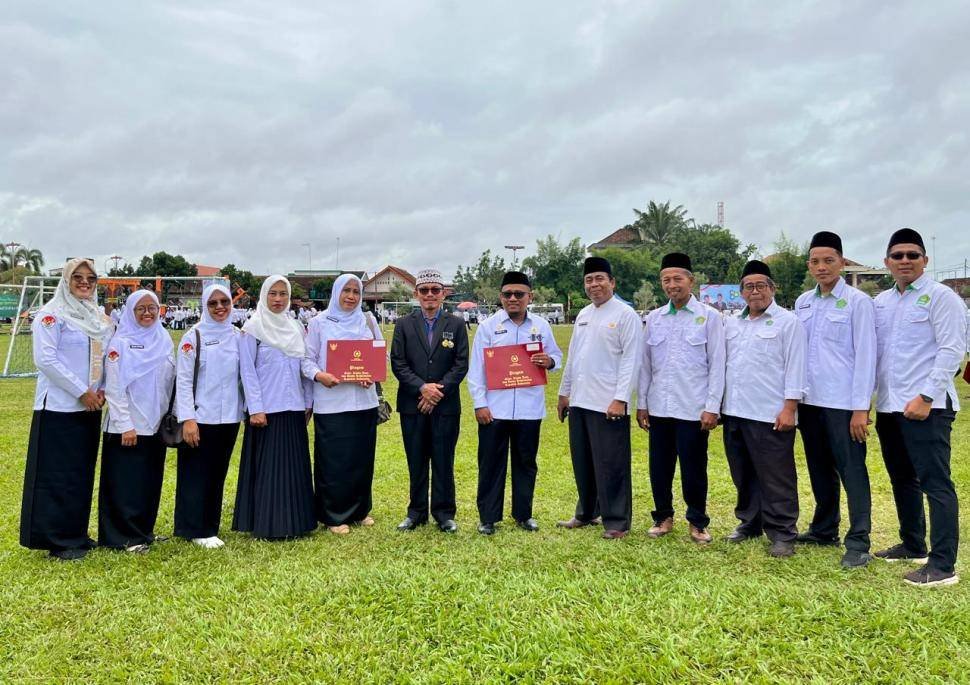 KUA Metro Kibang Ikuti Upacara HAB ke 80 