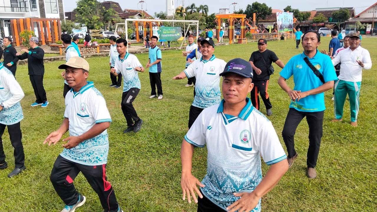 APRI Lampung Timur Semarakkan Senam HAB 80
