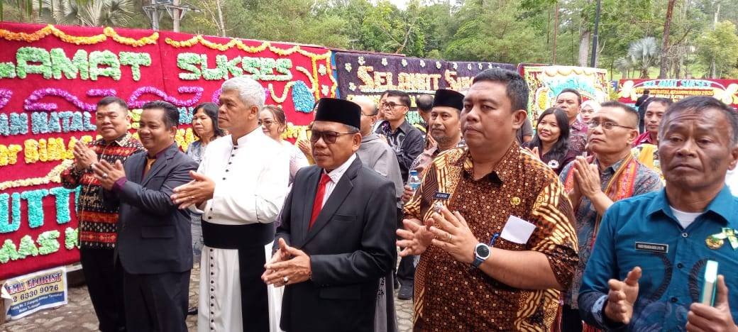 Ka. KUA Pancur Batu Dampingi Ka. Kankemenag Deli Serdang pada Syukuran Natal 2025 dan Tahun Baru 2026 Bimas Katolik Sumut