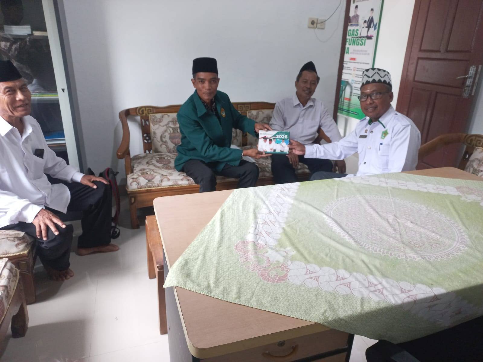 Kepala KUA Waway Karya Terima Silaturahmi PC LDII