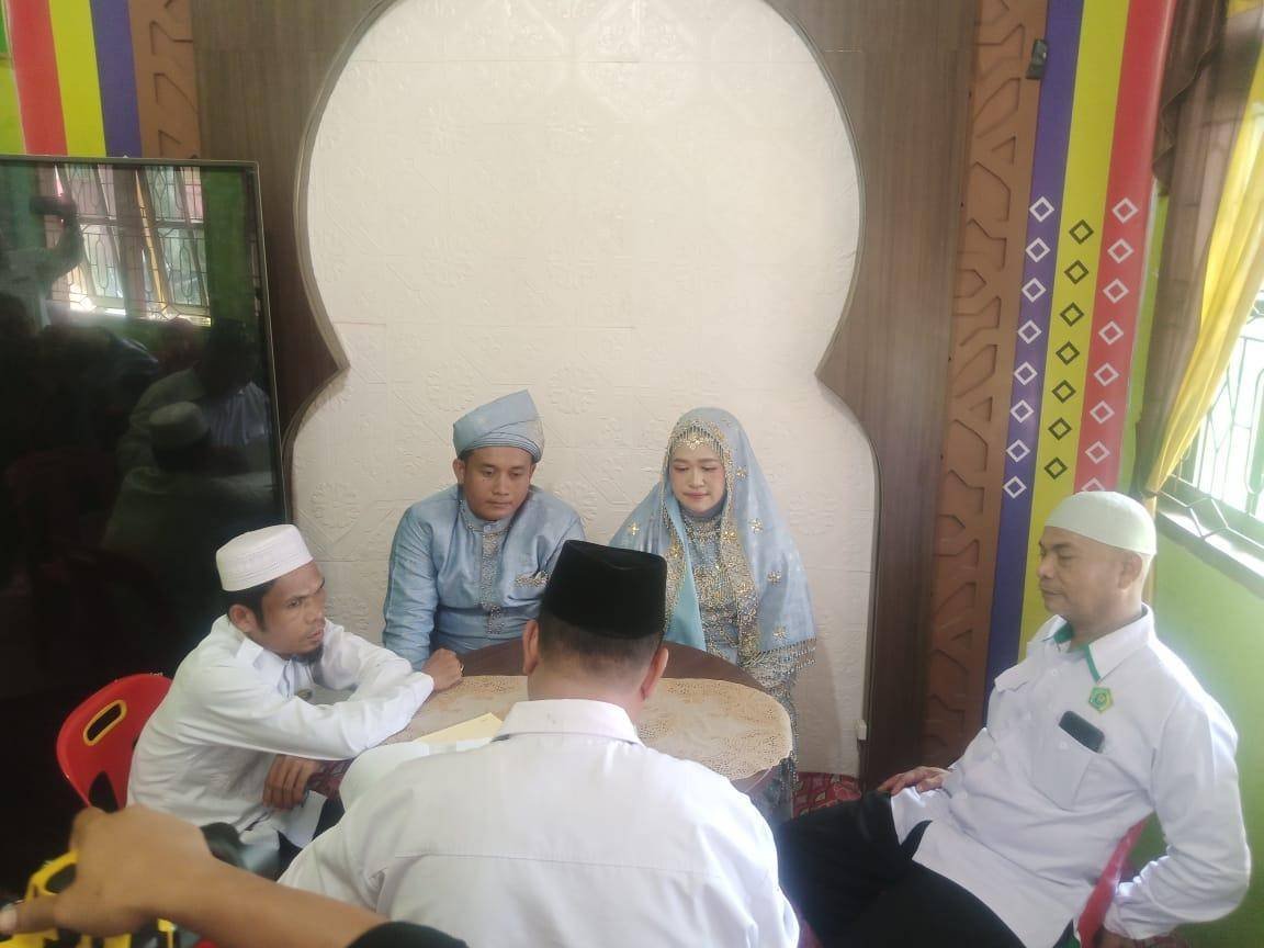 Ka. KUA Bagan Sinembah Paparkan Makna Sigat Ta'liq kepada Catin