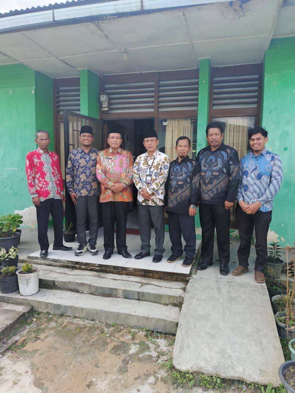 Rencana Pemeliharaan Gedung KUA, Kepala KanKemenag Meninjau Langsung Kantor KUA Doloksanggul