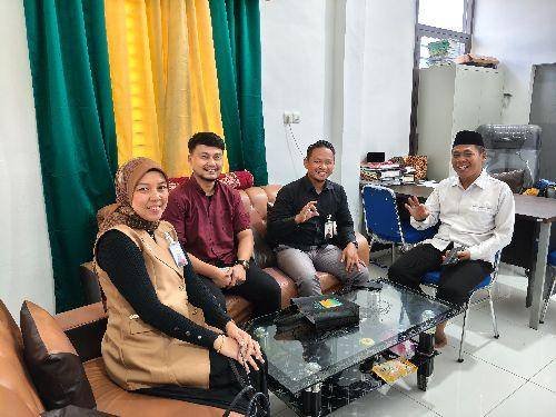 Kepala KUA Mandau Sambut Hangat Perwakilan BSI Duri, Silaturrahmi dan Sosialisasi Program Terbaru