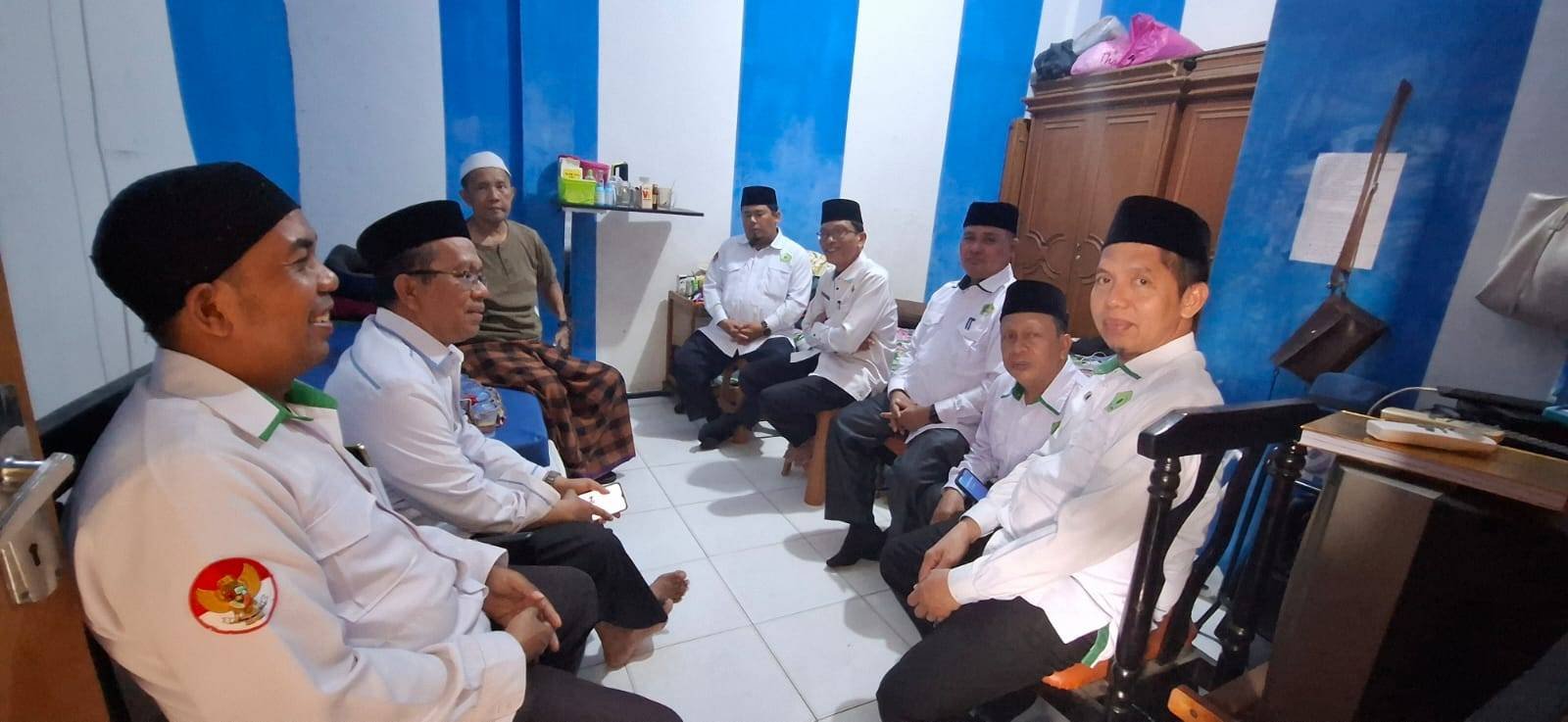 APRI Kota Medan Jenguk Rekan Penghulu yang Sakit, Wujud Solidaritas dan Kepedulian