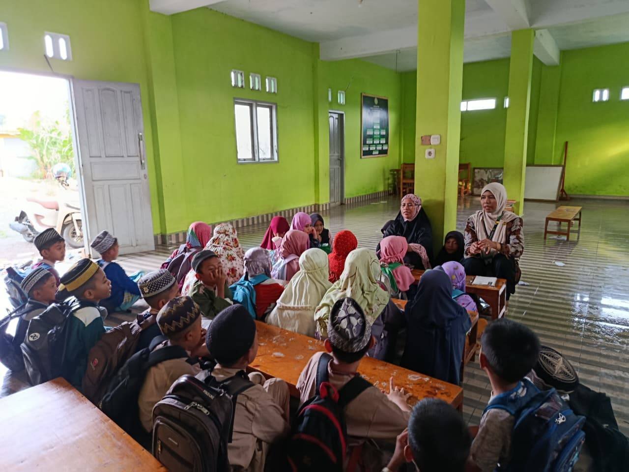 Pembinaan Keagamaan melalui Pengajian TPQ Al-Mu’minin Tallasa oleh KUA Pusaka Bantimurung