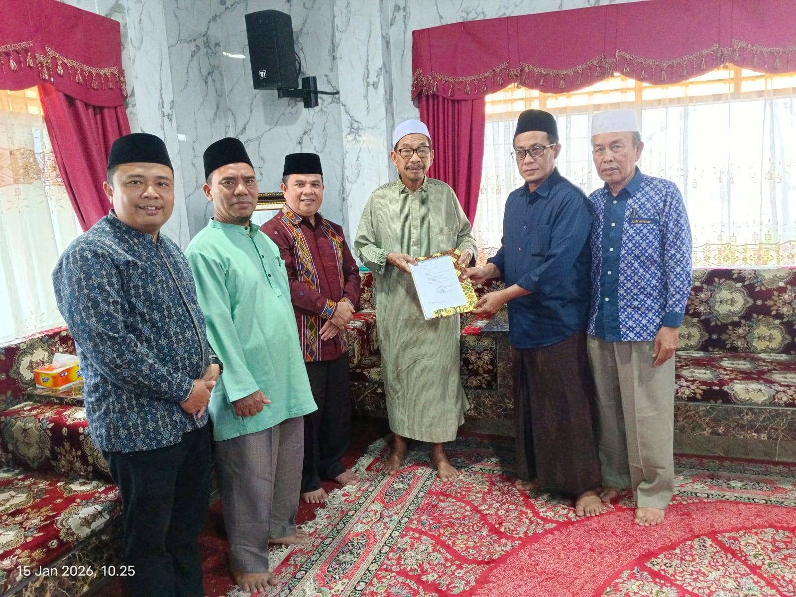 Kepala KUA Medan Denai Hadiri Penandatanganan Akta Ikrar Wakaf di Ponpes Al-Kautsar