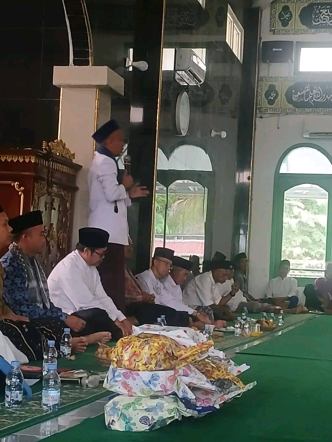 Penghulu dan Penyuluh KUA Lawang Kidul Berduet Meyampaikan Tausiyah 