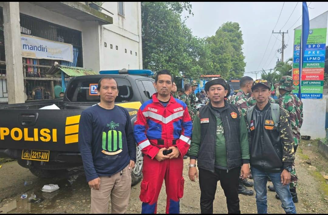 Semangat Kemanusiaan ASN KUA Pusaka Bantimurung dalam Tim Pencari Pesawat ART 42-500