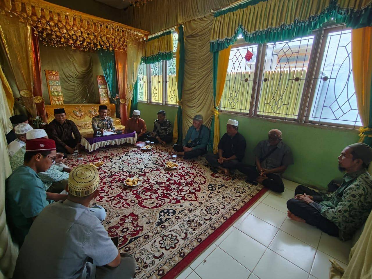 Kepala KUA Medang Kampai Perkuat Pembinaan Keagamaan Bersama Pengurus Masjid