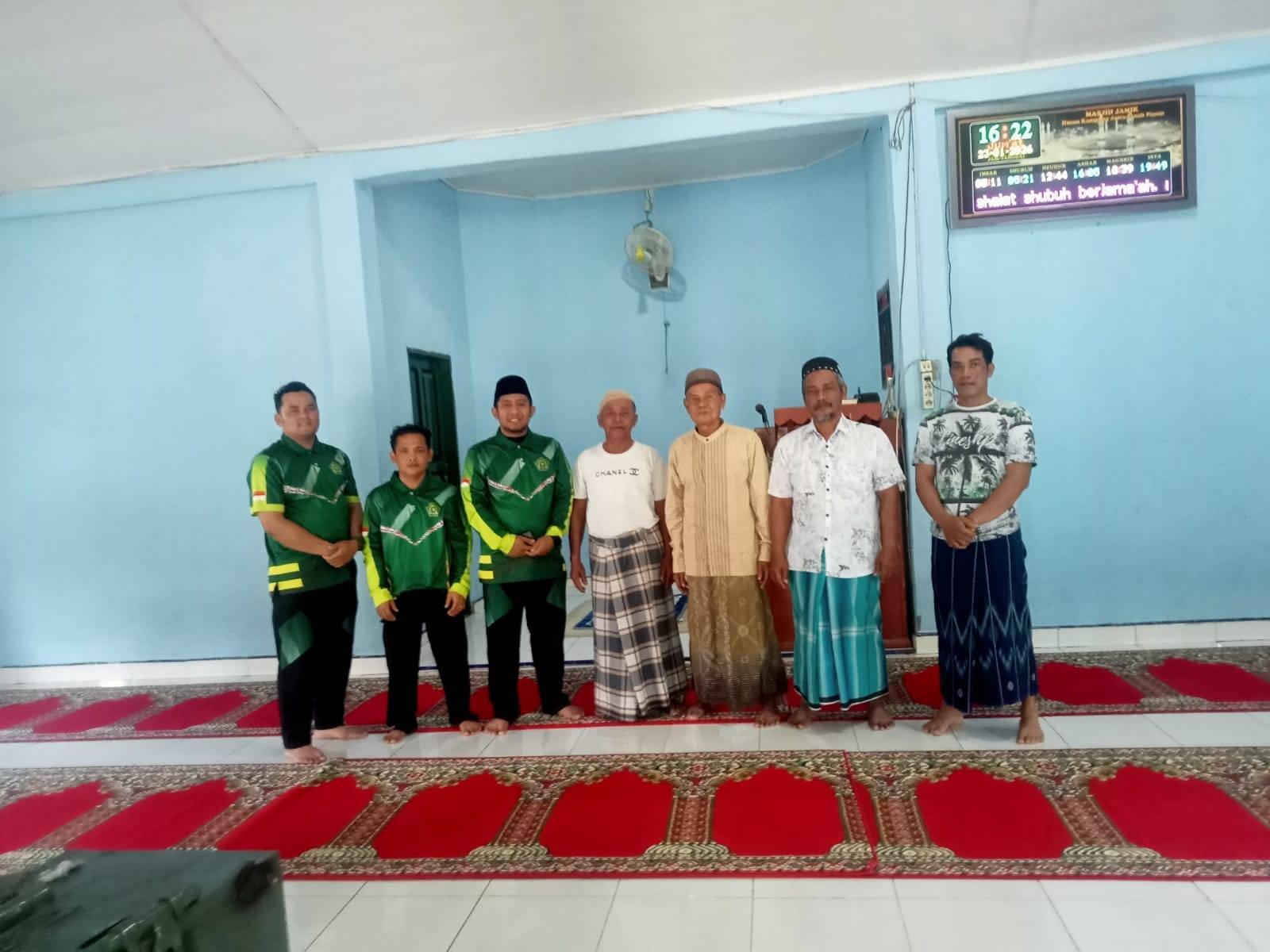 Perkuat Layanan Umat, Jajaran KUA Tanah Pinem Salam Sapa BKM Al Jamik Kampung Jawa